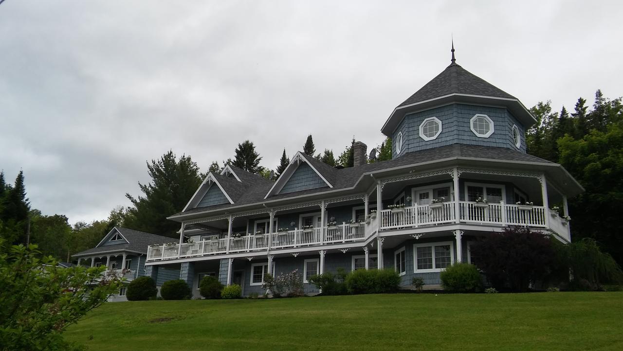 La Maison Bleue Du Lac Wallace Coaticook Εξωτερικό φωτογραφία